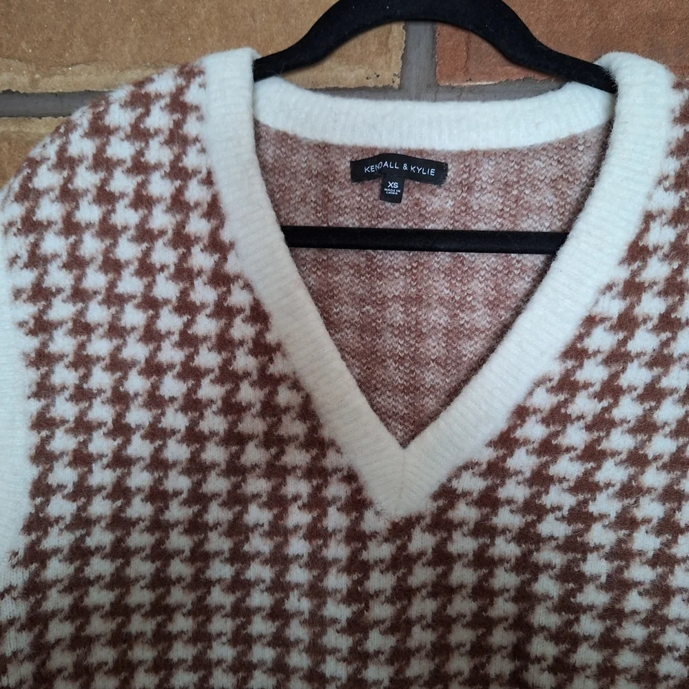 Kendall + Kylie School Girl Sweater Vest XS - Picture 6 of 11